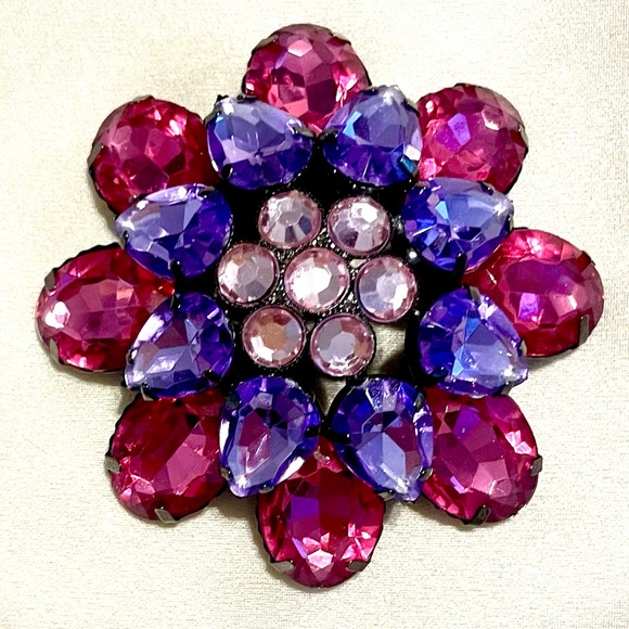 Vintage Jewelry - Vintage Pink Purple Rhinestone Brooch Large Floral Statement Pin 2.5”